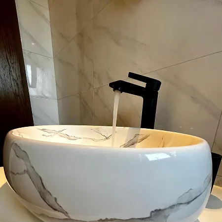 Elentoni Apartament *