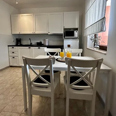 Apartment Elentoni *